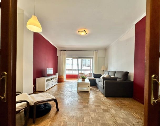4 makuuhuone Huoneisto myytävänä paikassa Ciudad Jardín, Las Palmas de Gran Canaria mukana 
autotalli - 385 000 € (Ref: 9880539)