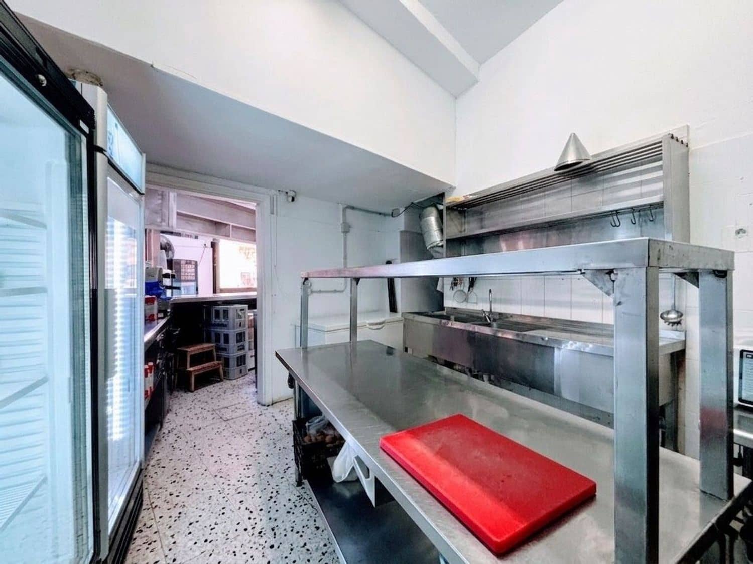 Commercial for sale in Las Palmas de Gran Canaria - € 175,000 (Ref: 9883968)