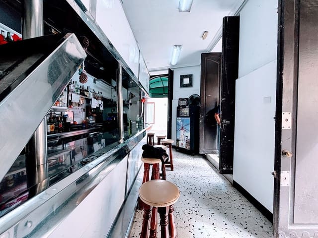 Local Comercial en Vegueta, Las Palmas de Gran Canaria en venta - 175.000 € (Ref: 9883968)