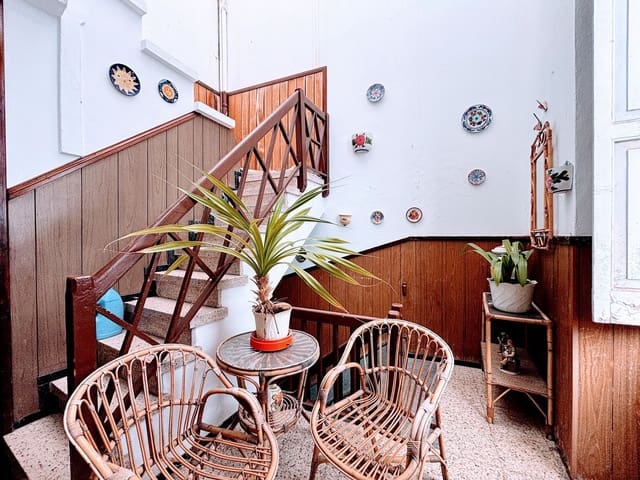 3 quarto Apartamento para venda em Vegueta, Las Palmas de Gran Canaria com garagem - 175 000 € (Ref: 9883969)