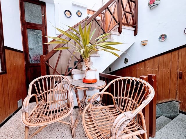 3 quarto Apartamento para venda em Vegueta, Las Palmas de Gran Canaria com garagem - 175 000 € (Ref: 9883969)