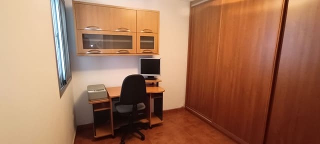 3 bedroom Apartment for rent in Marpequeña, Telde with garage - € 850 (Ref: 9885336)