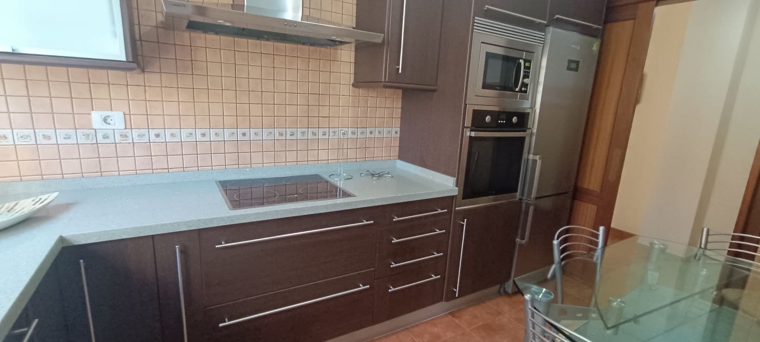 3 bedroom Apartment for rent in Telde with garage - € 850 (Ref: 9885336)