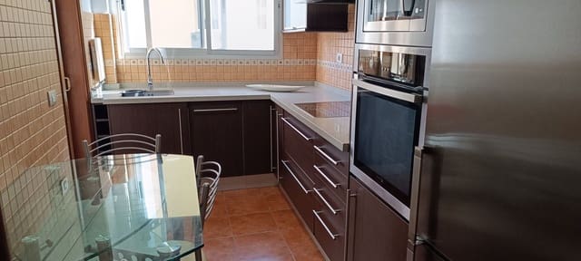 3 bedroom Apartment for rent in Marpequeña, Telde with garage - € 850 (Ref: 9885336)