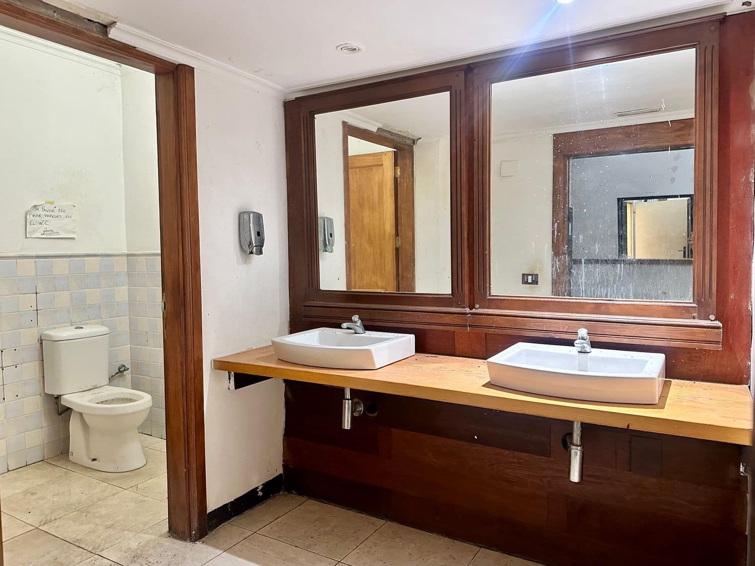 Komercyjne na sprzedaż w Las Palmas de Gran Canaria - 195 000 € (Ref: 9889633)