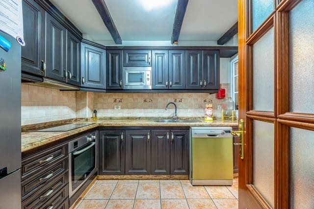 Apartamento de 3 habitaciones en Teror en venta con garaje - 175.000 € (Ref: 9906722)
