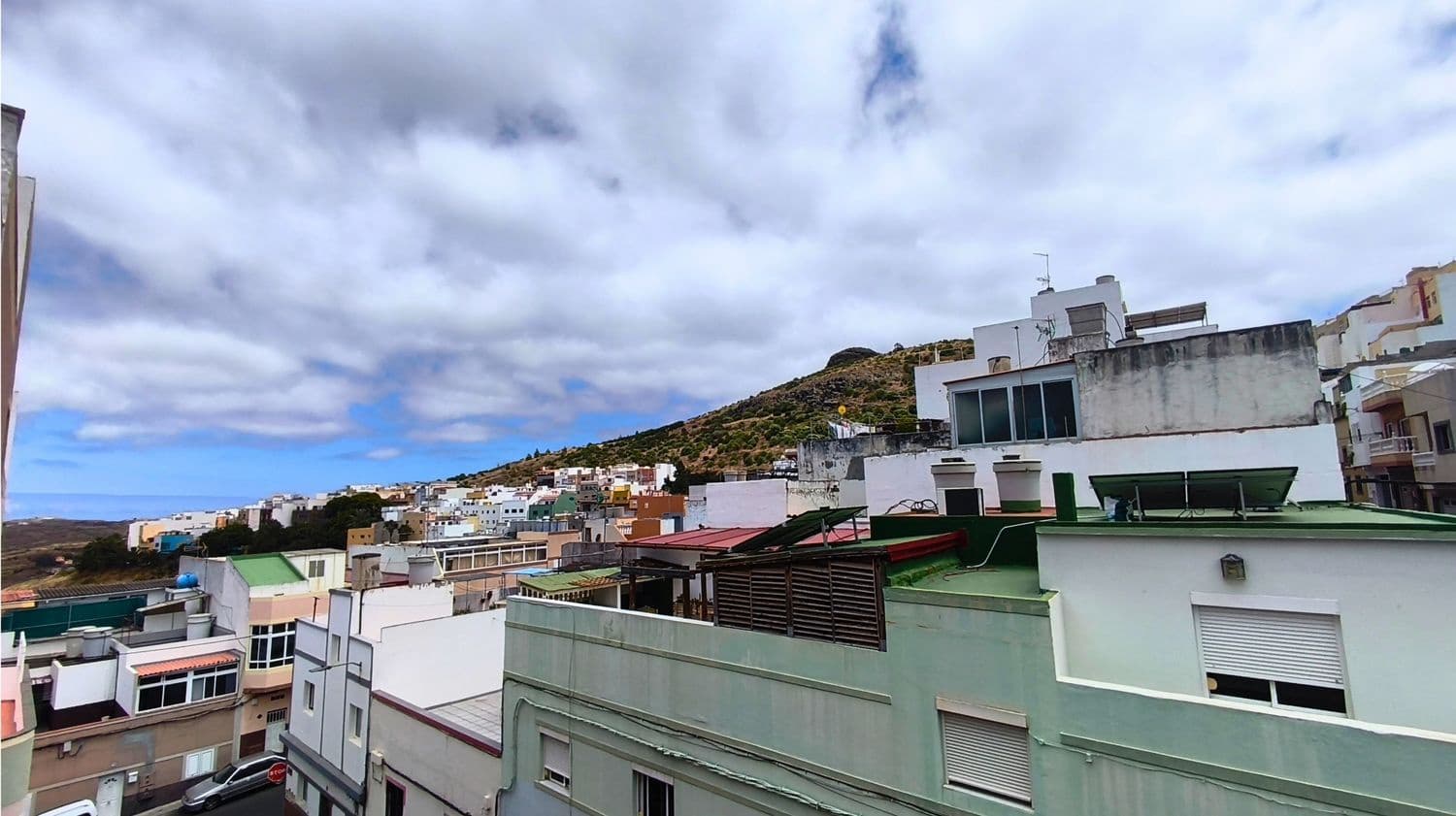 3 slaapkamer Appartement te koop in Las Palmas de Gran Canaria met garage - € 169.000 (Ref: 9926673)