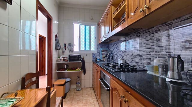 3 Zimmer Apartment zu verkaufen in Tamaraceite, Las Palmas de Gran Canaria mit Garage - 169.000 € (Ref: 9926673)