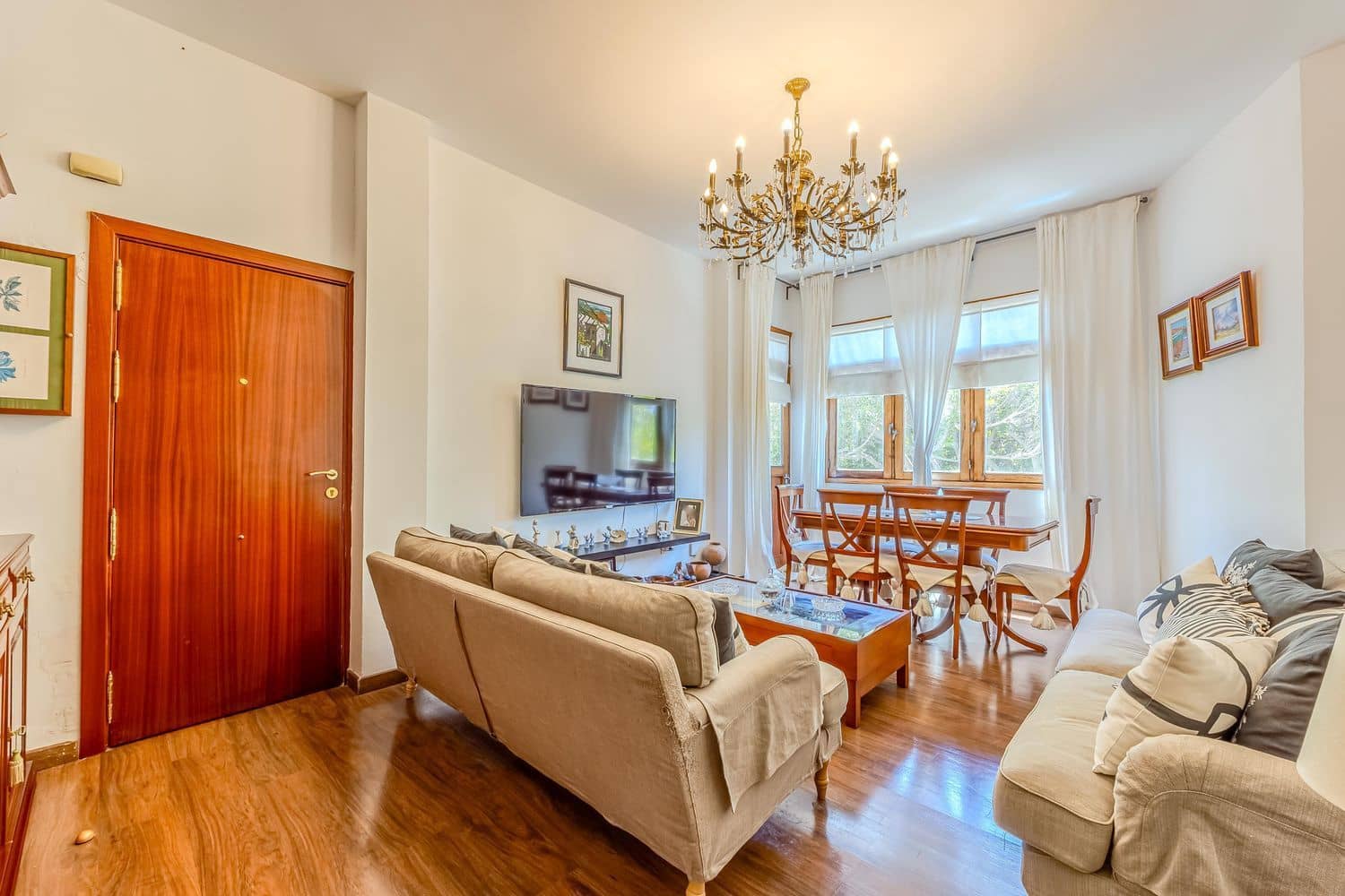 3 bedroom Apartment for sale in Las Palmas de Gran Canaria with garage - € 290,000 (Ref: 9928580)