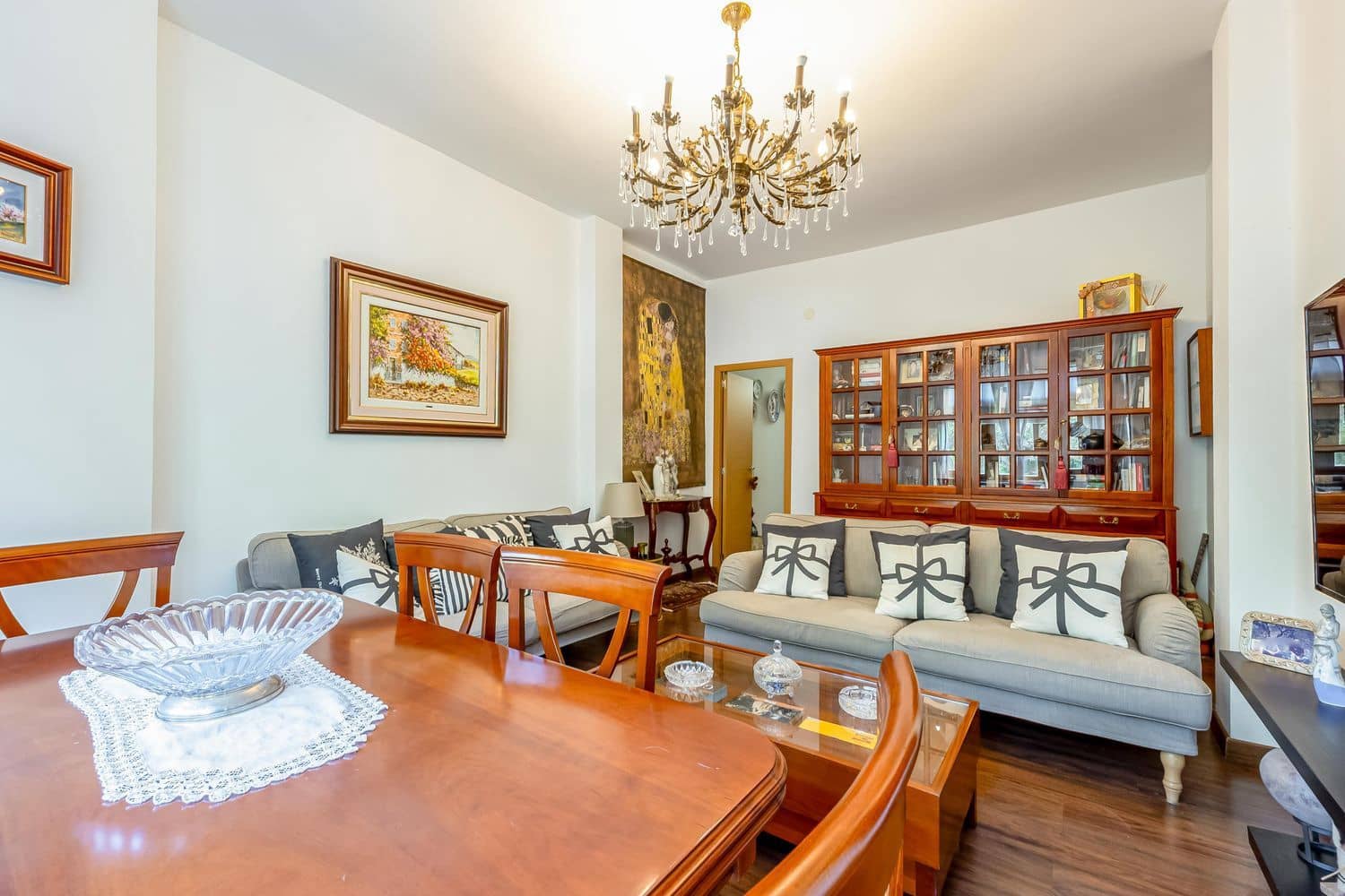 3 bedroom Apartment for sale in Las Palmas de Gran Canaria with garage - € 290,000 (Ref: 9928580)