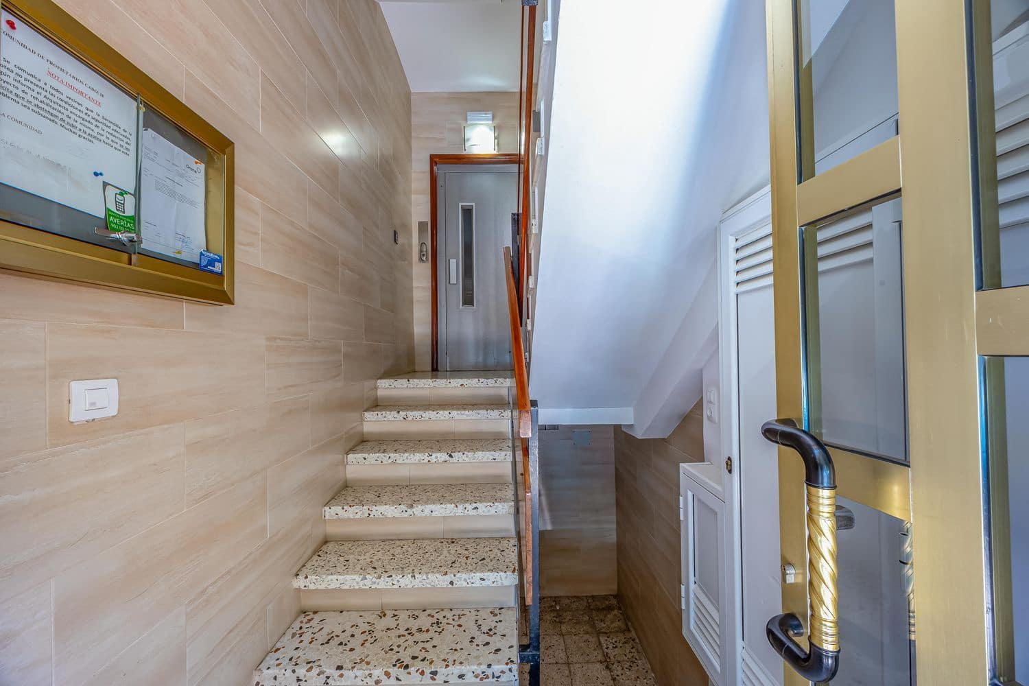 3 bedroom Apartment for sale in Las Palmas de Gran Canaria with garage - € 290,000 (Ref: 9928580)