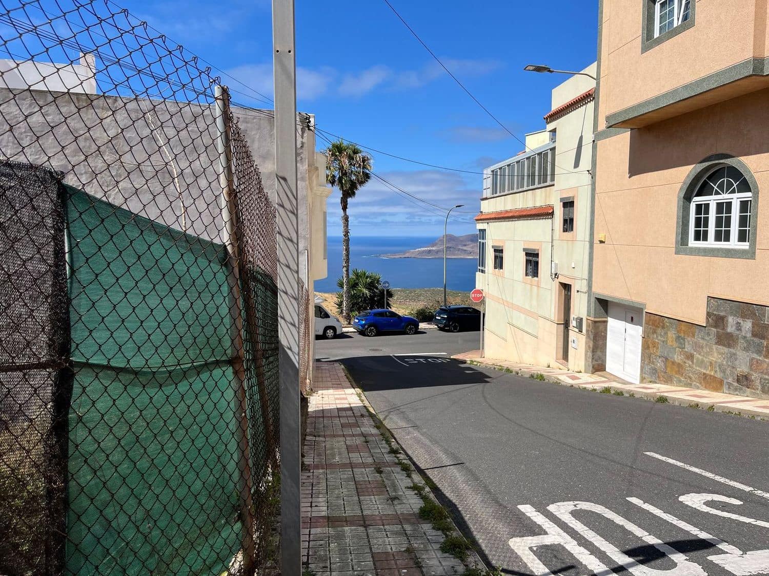 Grunde uden byggetilladelser til salg i Las Palmas de Gran Canaria - € 81.500 (Ref: 9928581)