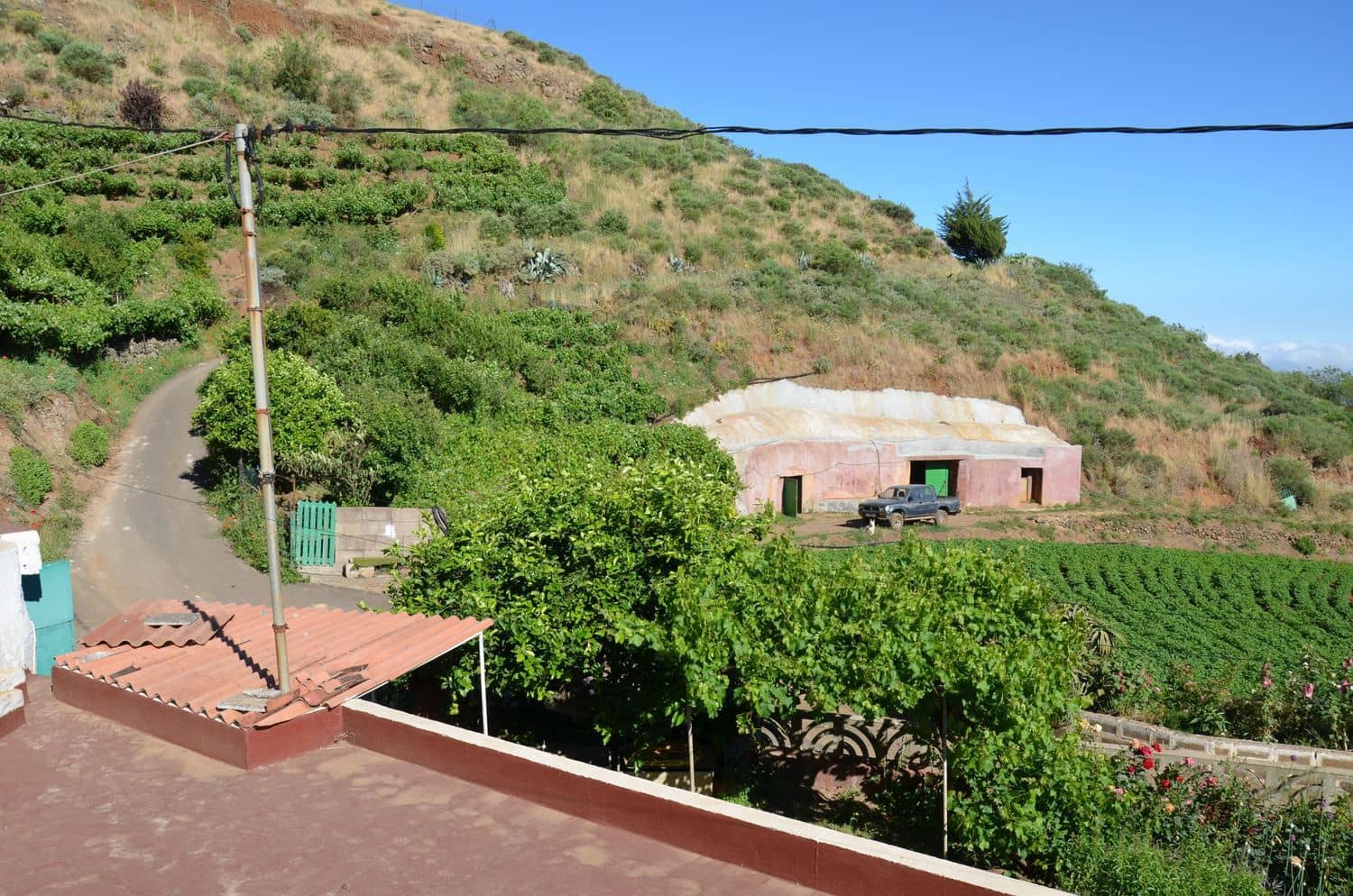 5 bedroom Finca/Country House for sale in Galdar with garage - € 195,000 (Ref: 9935448)