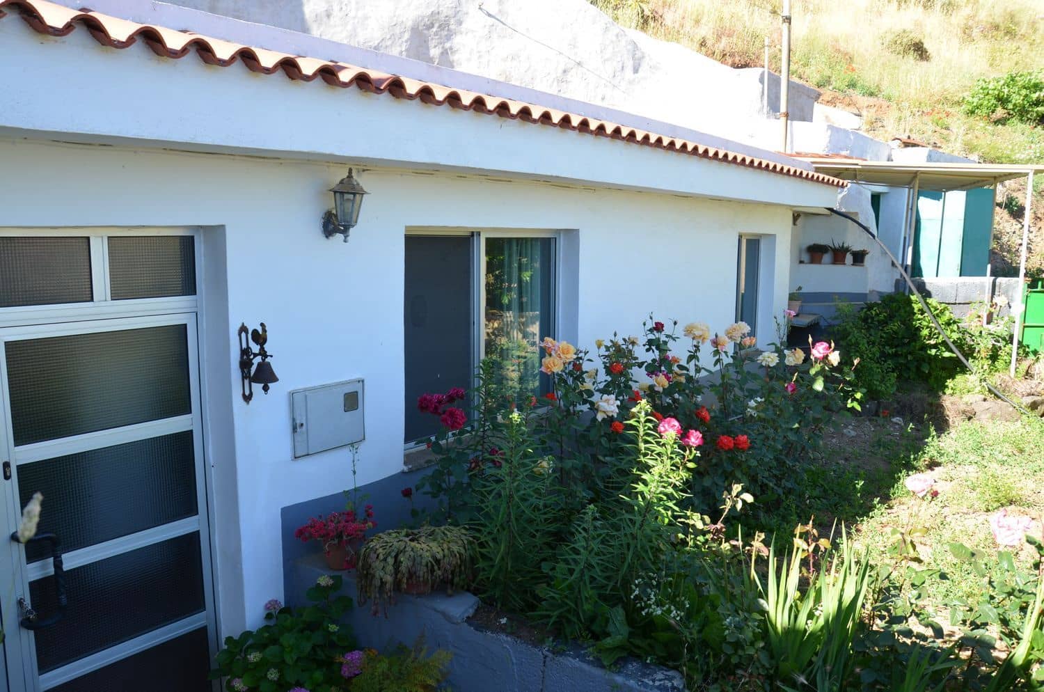 5 bedroom Finca/Country House for sale in Galdar with garage - € 195,000 (Ref: 9935448)