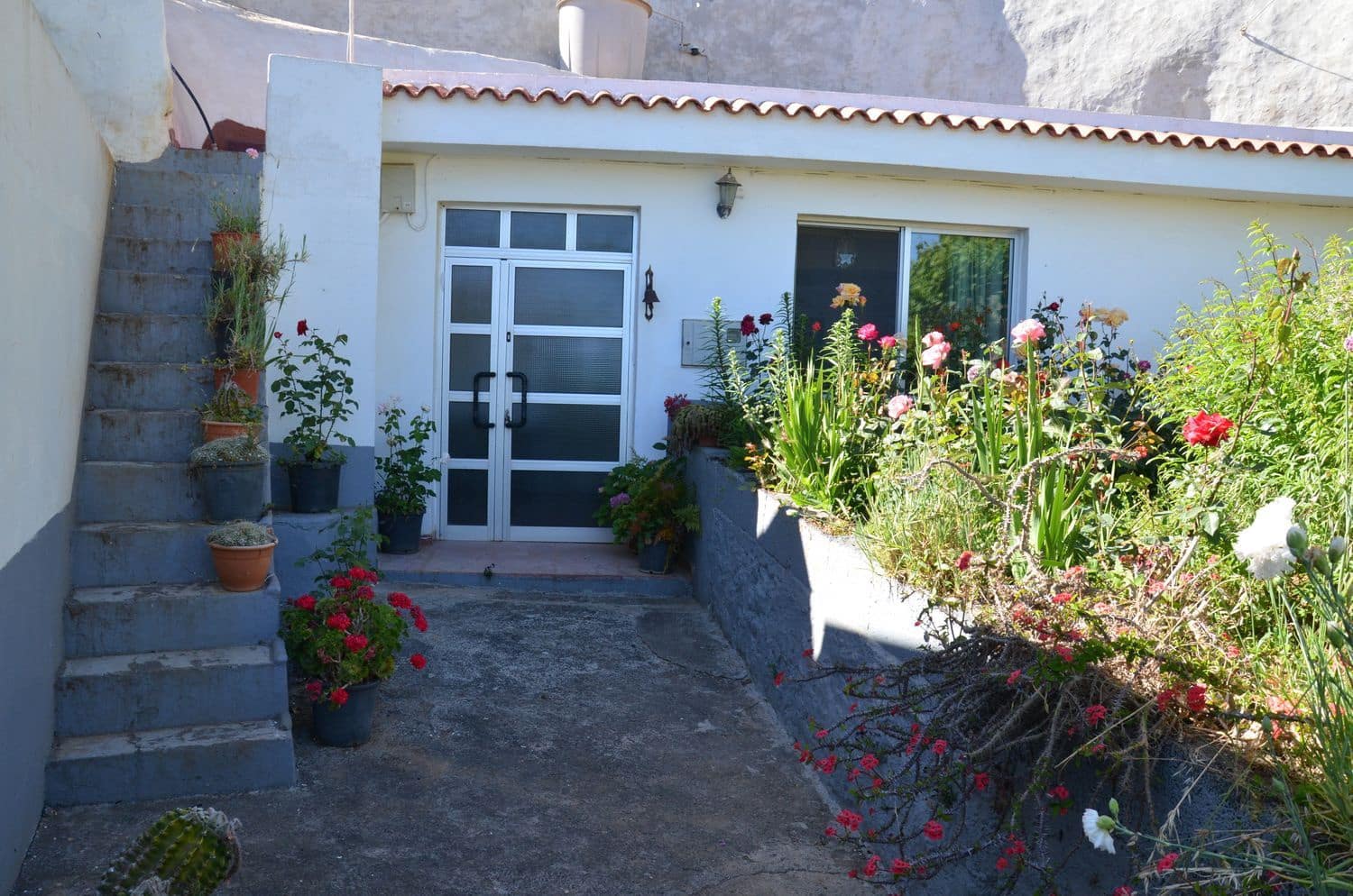 5 bedroom Finca/Country House for sale in Galdar with garage - € 195,000 (Ref: 9935448)