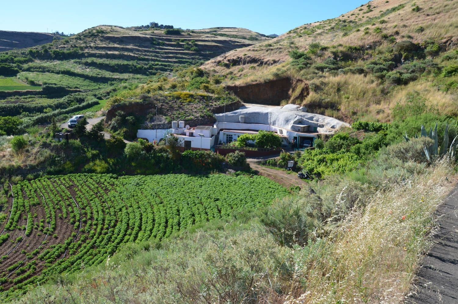 5 bedroom Finca/Country House for sale in Galdar with garage - € 195,000 (Ref: 9935448)