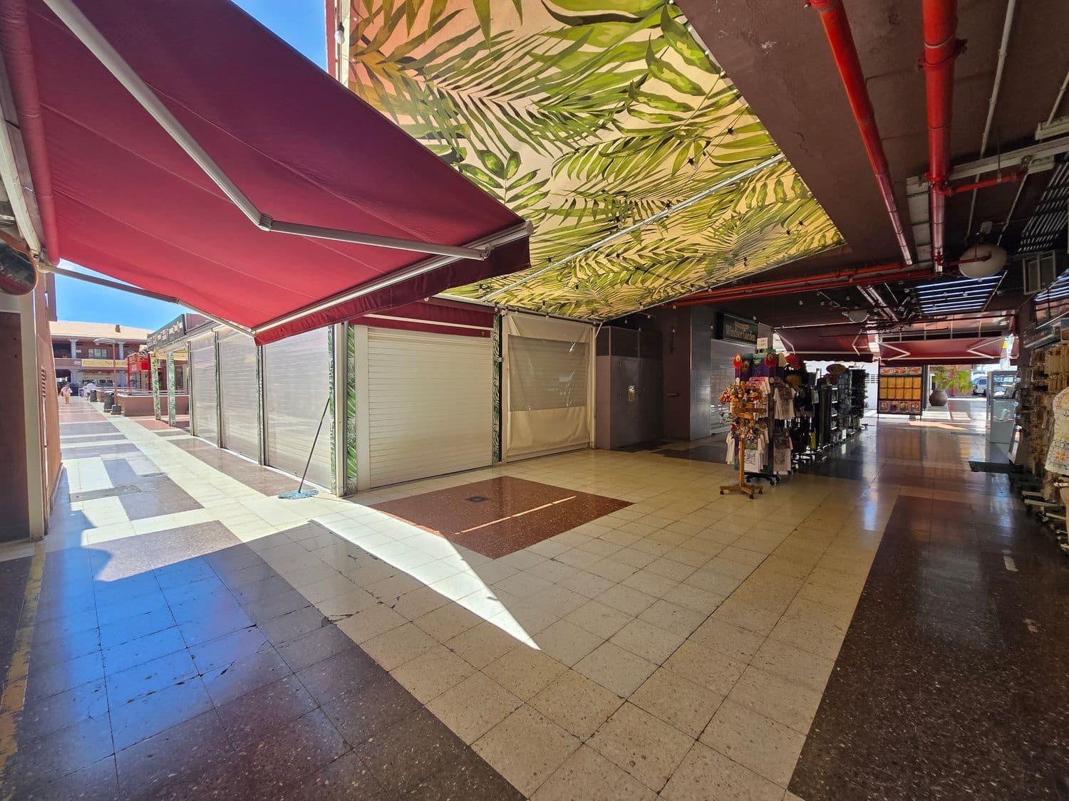 Erhverv til salg i Playa del Ingles - € 730.000 (Ref: 9939246)