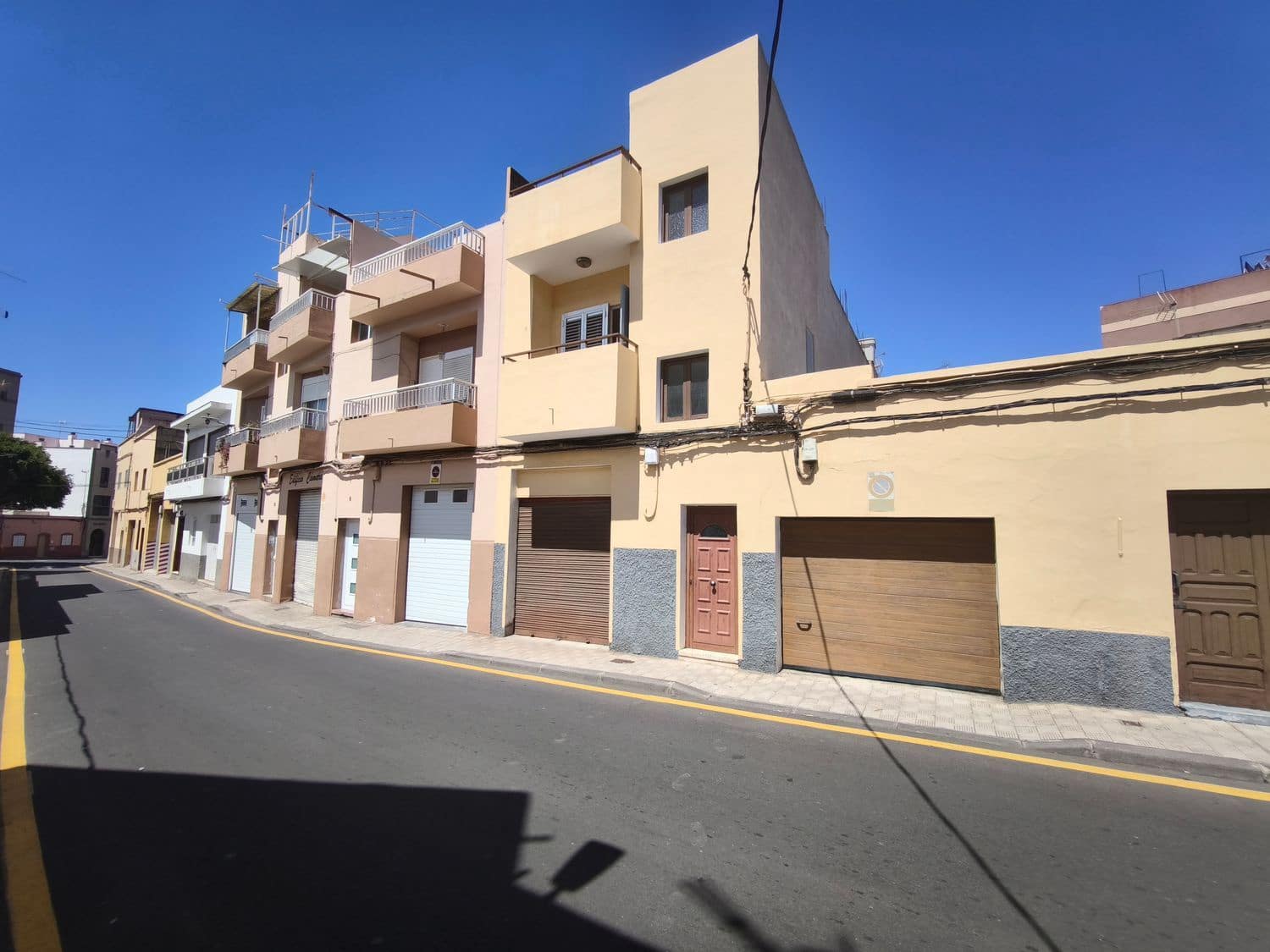1 soveværelse Byhus til salg i Santa Cruz de Tenerife med garage - € 153.900 (Ref: 9939247)