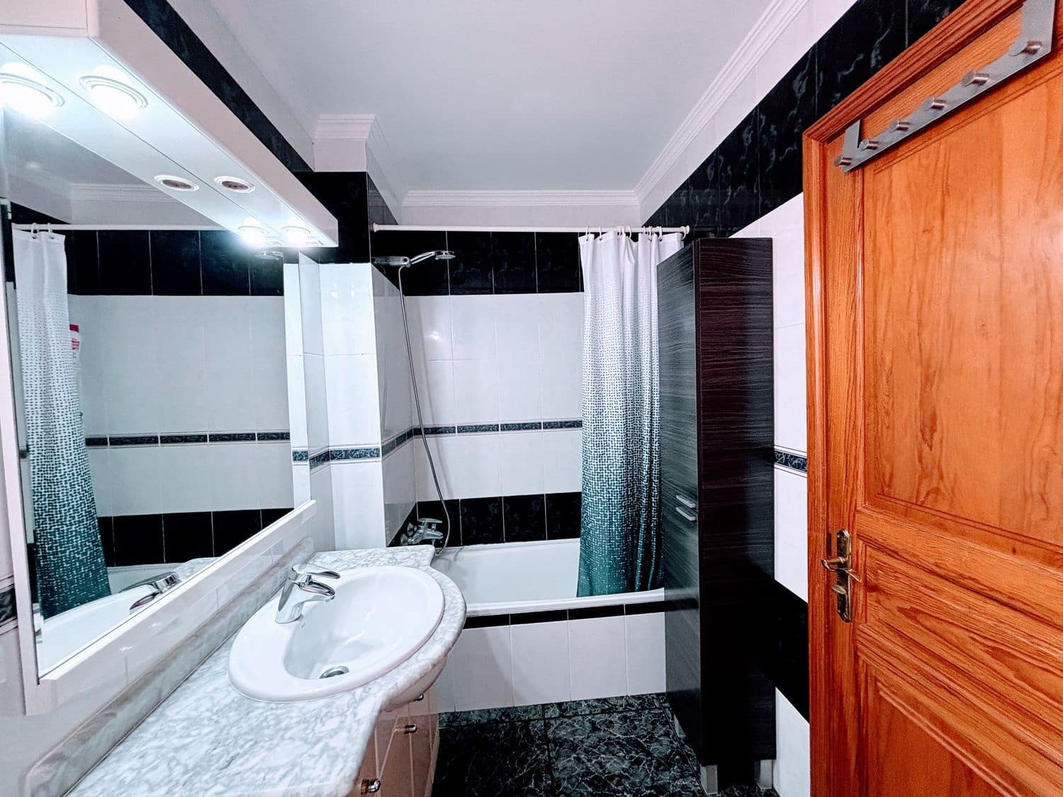 4 camera da letto Appartamento in vendita in Las Palmas de Gran Canaria con garage - 204.900 € (Rif: 9944958)