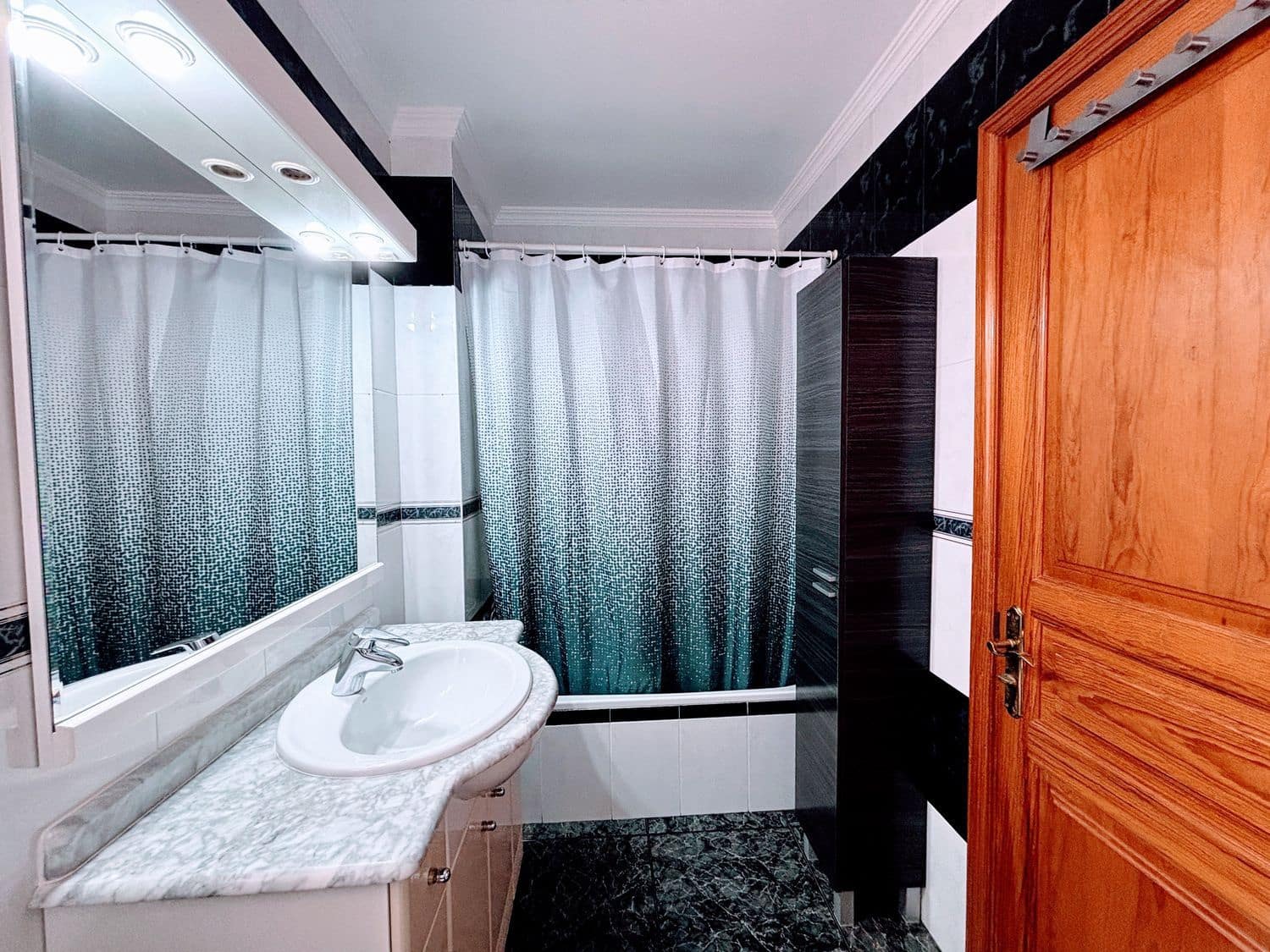 4 camera da letto Appartamento in vendita in Las Palmas de Gran Canaria con garage - 204.900 € (Rif: 9944958)