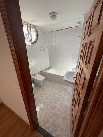 Kontor til leje i Vegueta, Las Palmas de Gran Canaria - € 700 (Ref: 9949056)