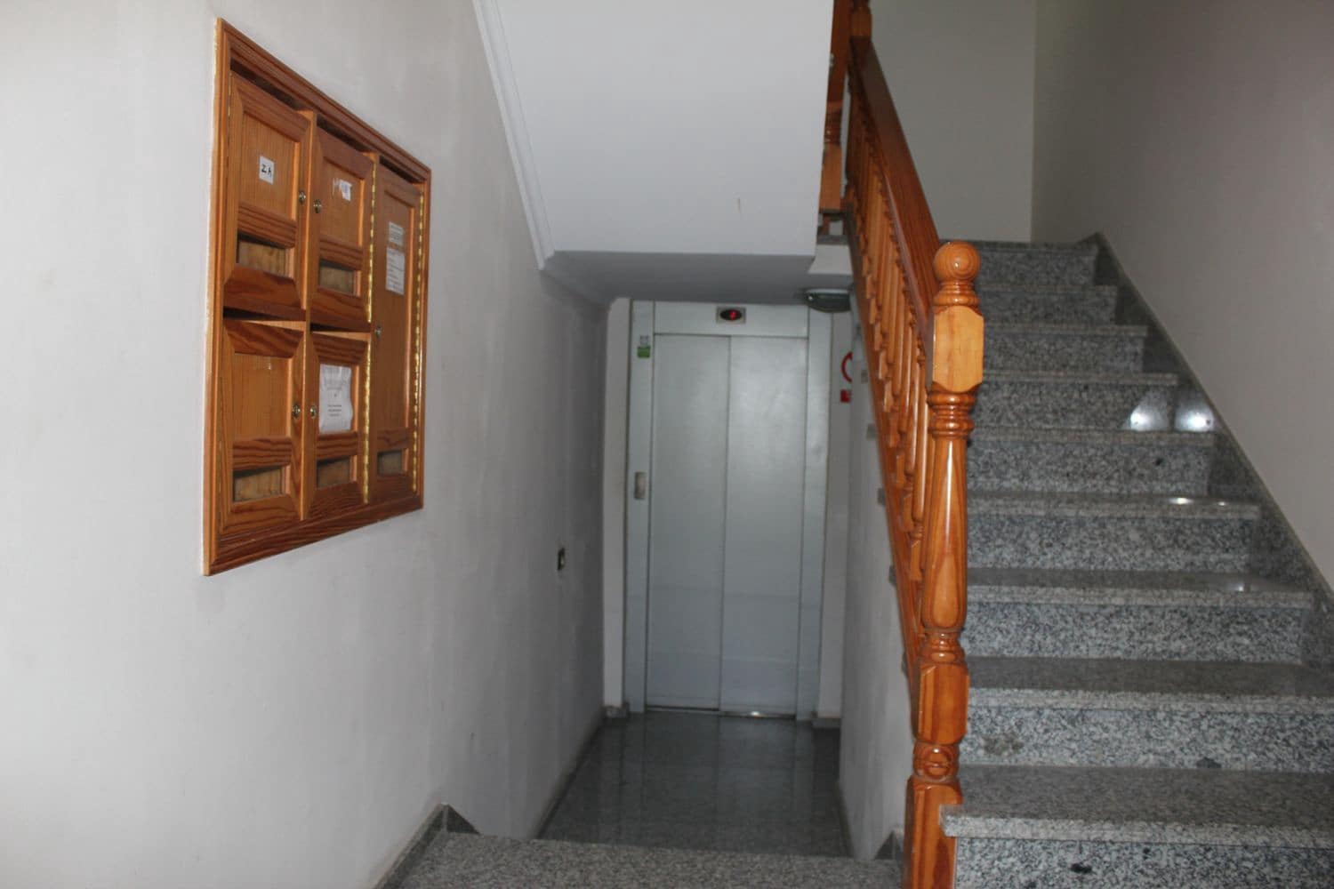 Office for rent in Las Palmas de Gran Canaria - € 700 (Ref: 9949056)