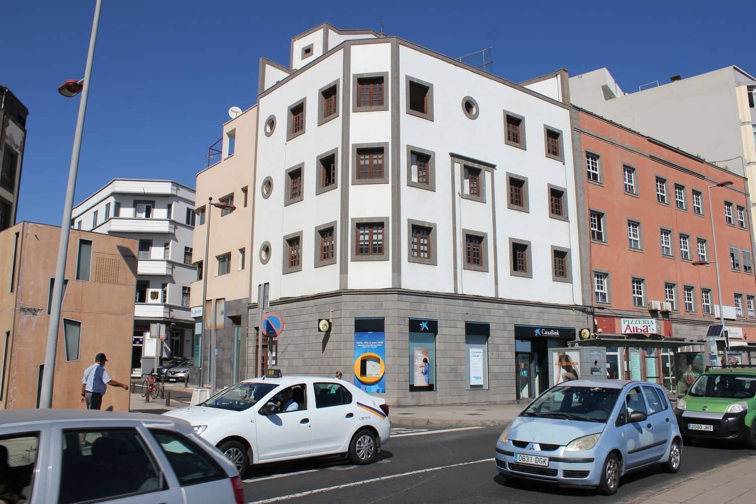 Office for rent in Las Palmas de Gran Canaria - € 700 (Ref: 9949056)