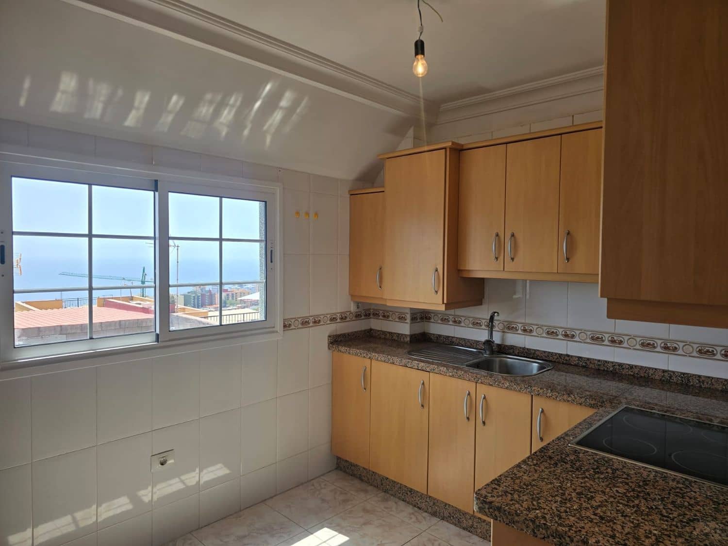 3 sypialnia Apartament na sprzedaż w Santa Cruz de Tenerife z garażem - 217 000 € (Ref: 9949057)