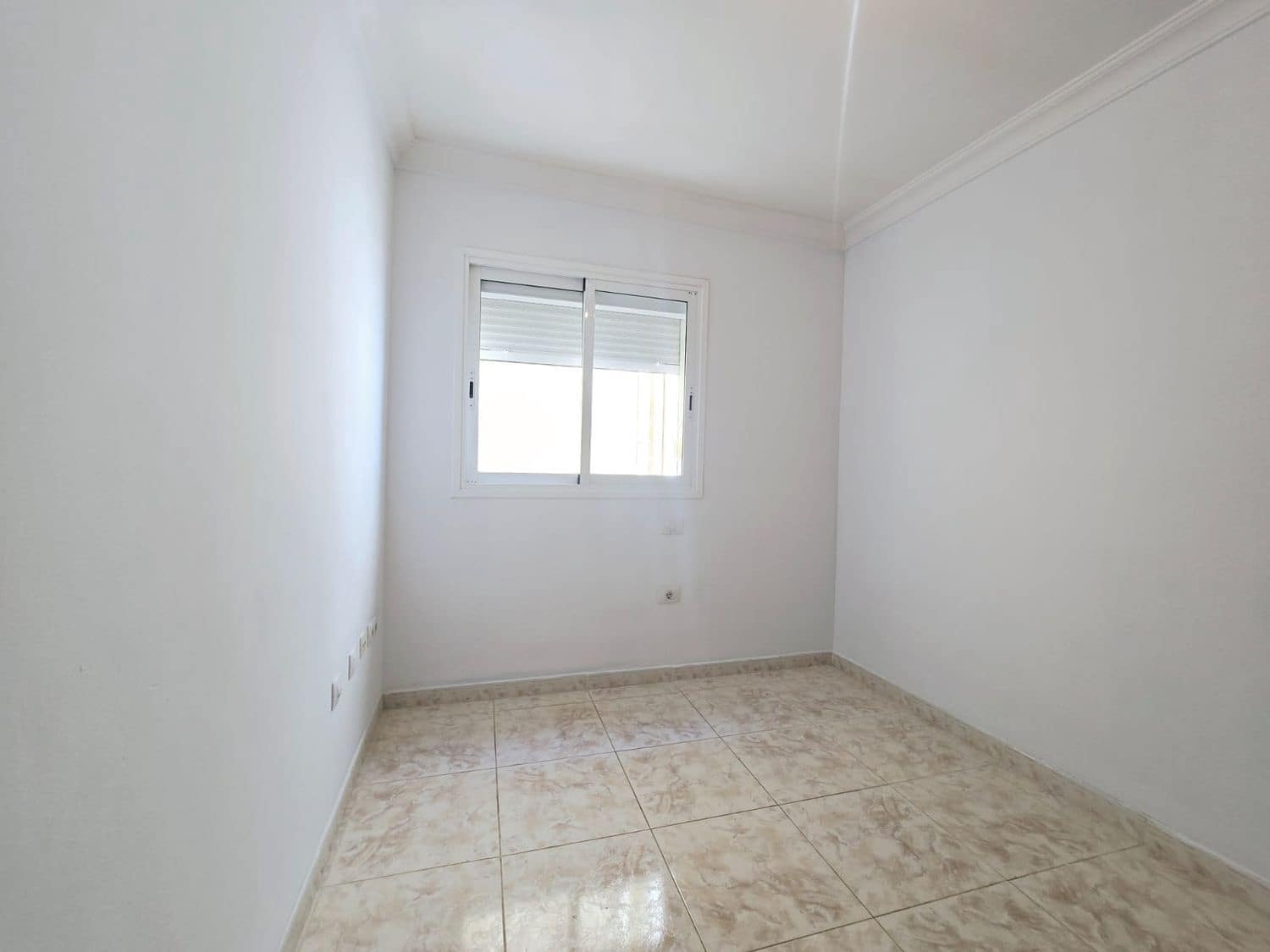 3 sypialnia Apartament na sprzedaż w Santa Cruz de Tenerife z garażem - 217 000 € (Ref: 9949057)