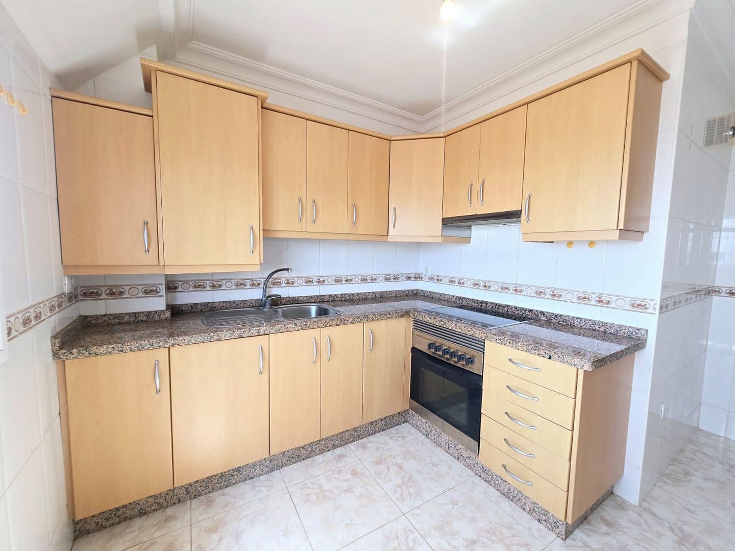 3 sypialnia Apartament na sprzedaż w Santa Cruz de Tenerife z garażem - 217 000 € (Ref: 9949057)