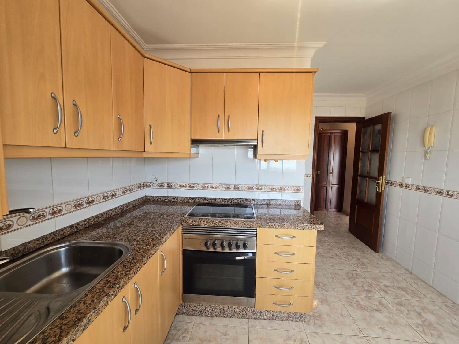 3 sypialnia Apartament na sprzedaż w Santa Cruz de Tenerife z garażem - 217 000 € (Ref: 9949057)