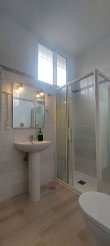 Lejlighed til leje i Ciudad Jardín, Las Palmas de Gran Canaria med garage - € 775 (Ref: 9949058)