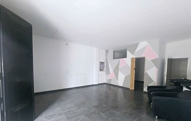Erhverv til salg i Vega de San José, Las Palmas de Gran Canaria - € 79.000 (Ref: 9950920)