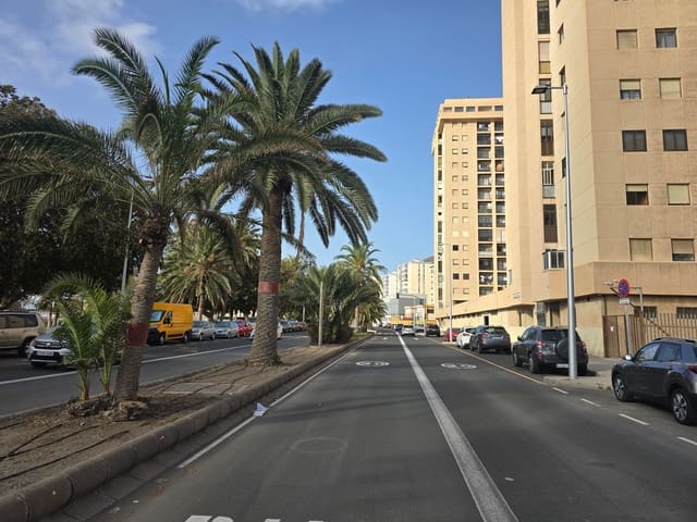 Comercial para venda em Vega de San José, Las Palmas de Gran Canaria - 79 000 € (Ref: 9950920)