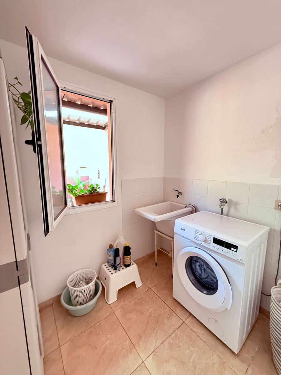 2 Zimmer Haus zu verkaufen in Aguimes mit Garage - 315.000 € (Ref: 9950921)