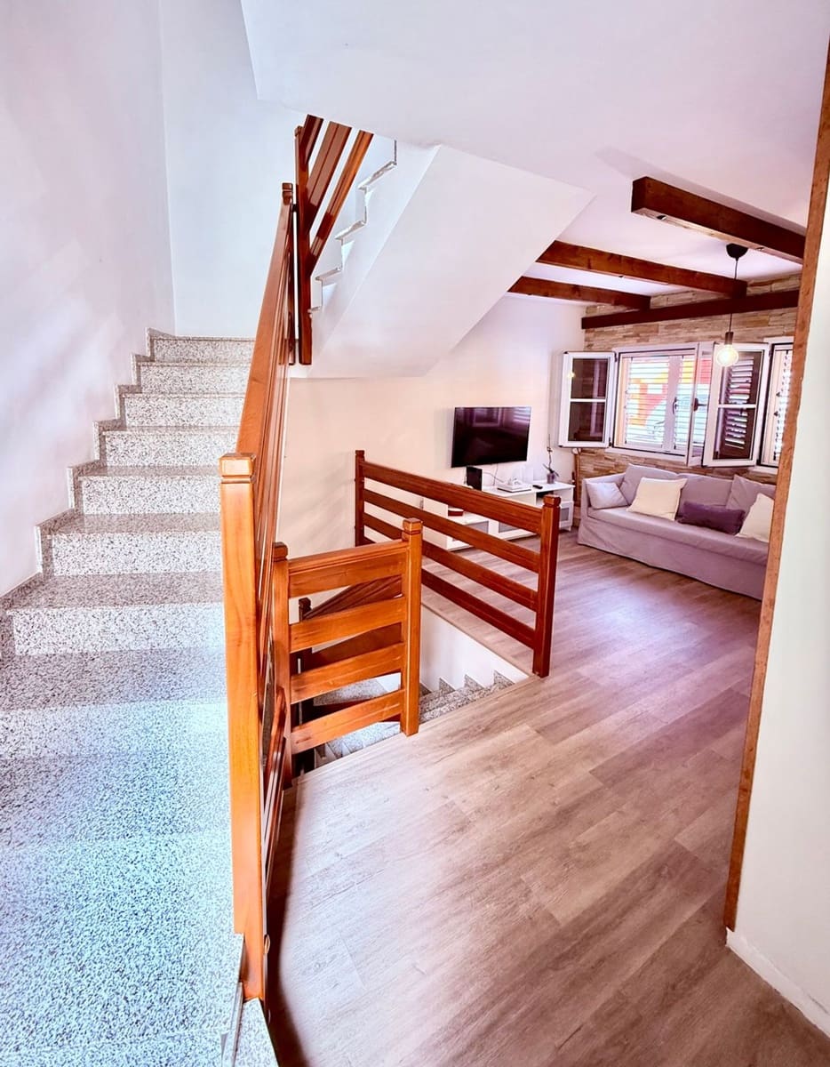 2 Zimmer Haus zu verkaufen in Aguimes mit Garage - 315.000 € (Ref: 9950921)