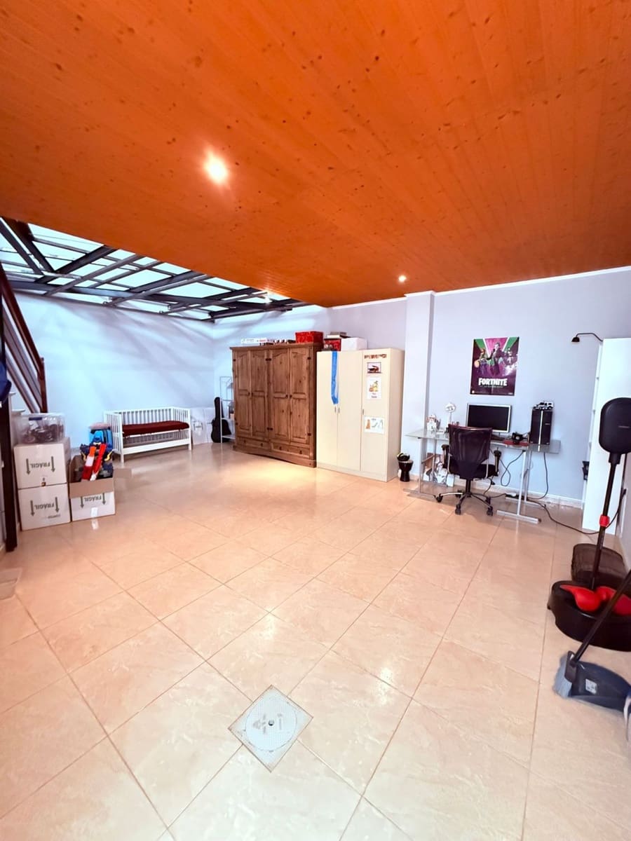 2 Zimmer Haus zu verkaufen in Aguimes mit Garage - 315.000 € (Ref: 9950921)