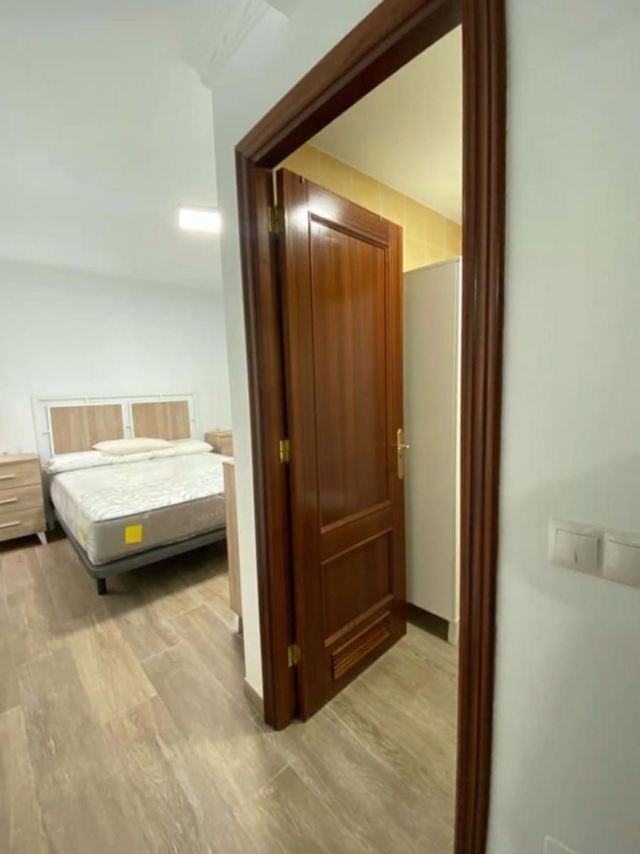 3 camera da letto Appartamento da affittare in Telde con garage - 800 € (Rif: 9953645)