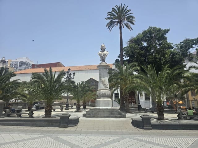 4 chambre Appartement à vendre à Triana, Las Palmas de Gran Canaria avec garage - 640 000 € (Ref: 9956659)