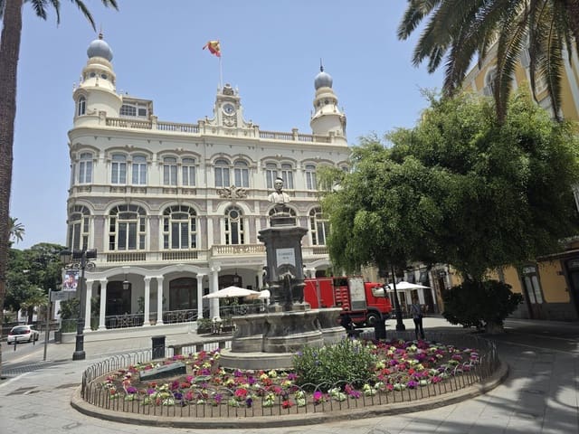 4 quarto Apartamento para venda em Triana, Las Palmas de Gran Canaria com garagem - 640 000 € (Ref: 9956659)
