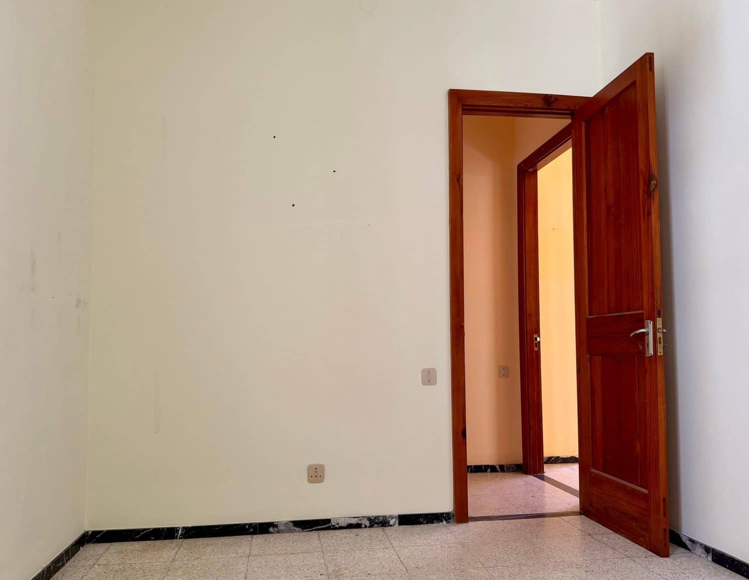 5 bedroom Apartment for sale in Las Palmas de Gran Canaria with garage - € 395,000 (Ref: 9958966)