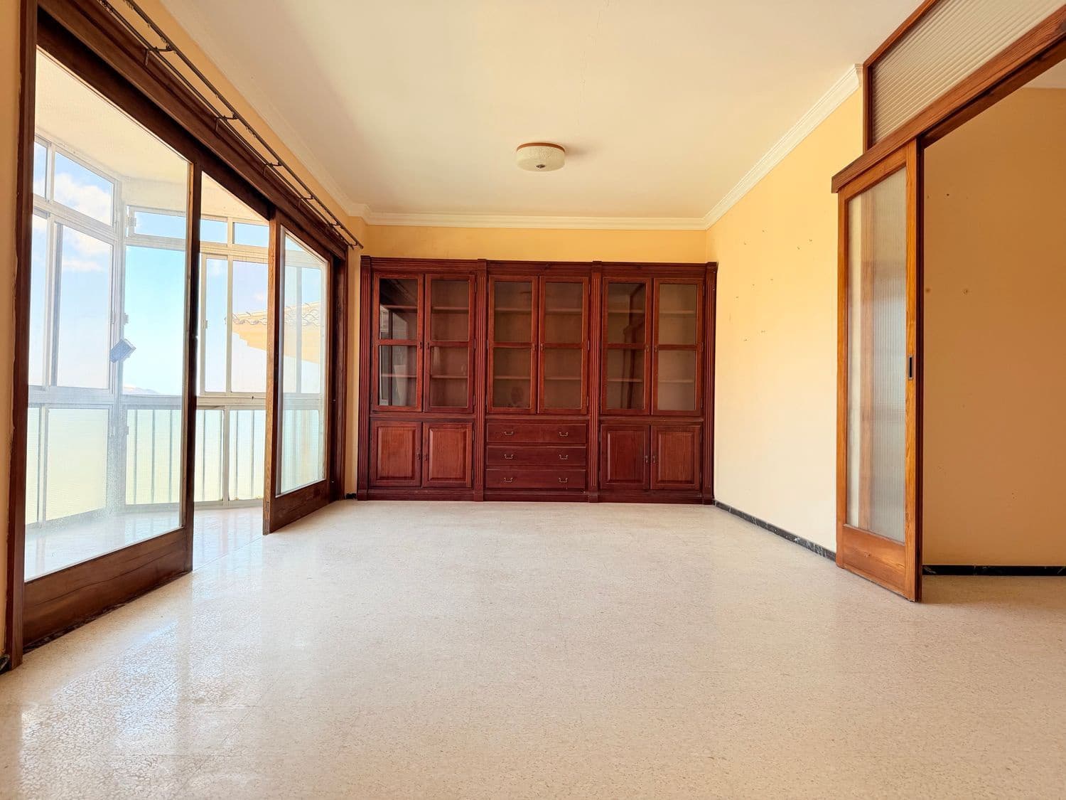 5 bedroom Apartment for sale in Las Palmas de Gran Canaria with garage - € 395,000 (Ref: 9958966)
