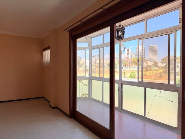 5 soveværelse Lejlighed til salg i Altavista - Don Zoilo, Las Palmas de Gran Canaria med garage - € 395.000 (Ref: 9958966)