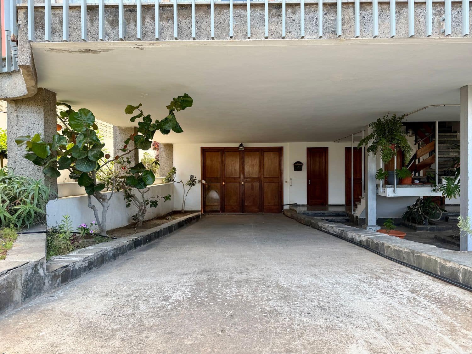 5 bedroom Apartment for sale in Las Palmas de Gran Canaria with garage - € 395,000 (Ref: 9958966)