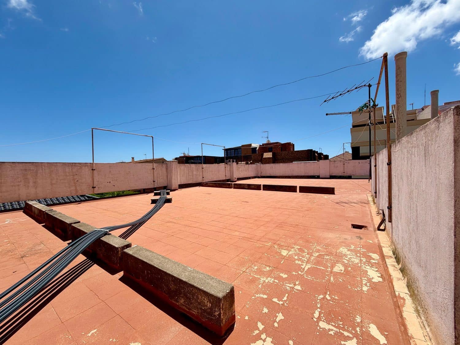 5 bedroom Apartment for sale in Las Palmas de Gran Canaria with garage - € 395,000 (Ref: 9958966)