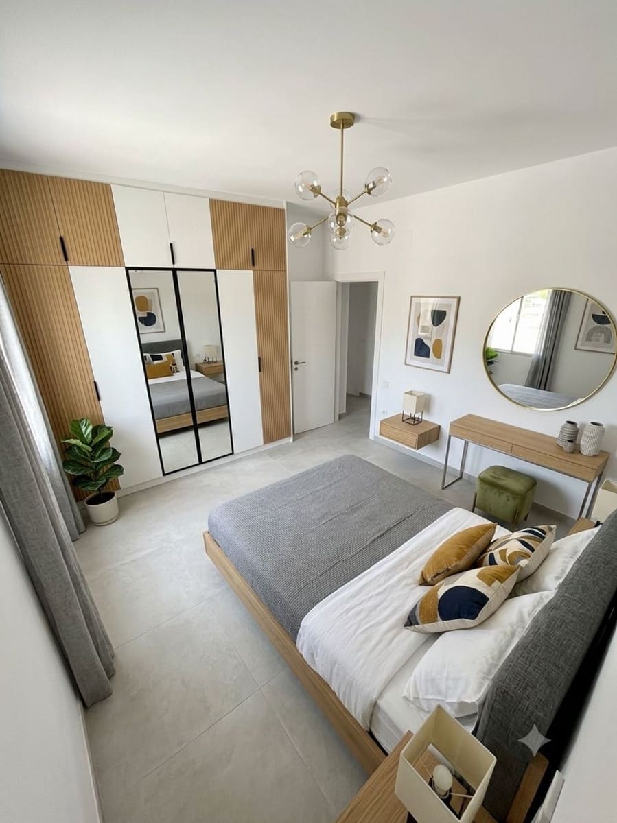 3 bedroom Apartment for sale in Las Palmas de Gran Canaria with garage - € 128,000 (Ref: 9961838)