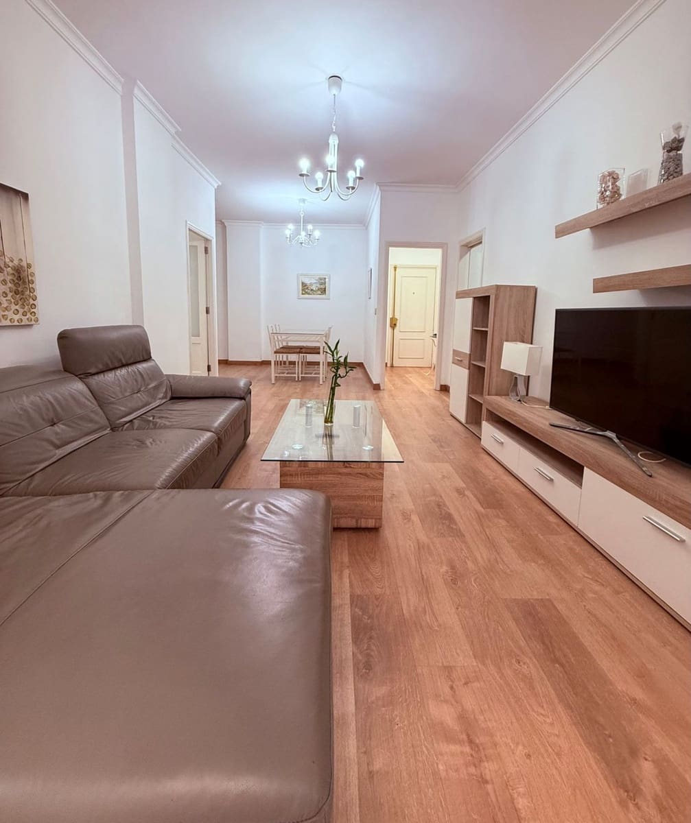 3 sovrum Lägenhet att hyra i Las Palmas de Gran Canaria med garage - 1 500 € (Ref: 9964620)