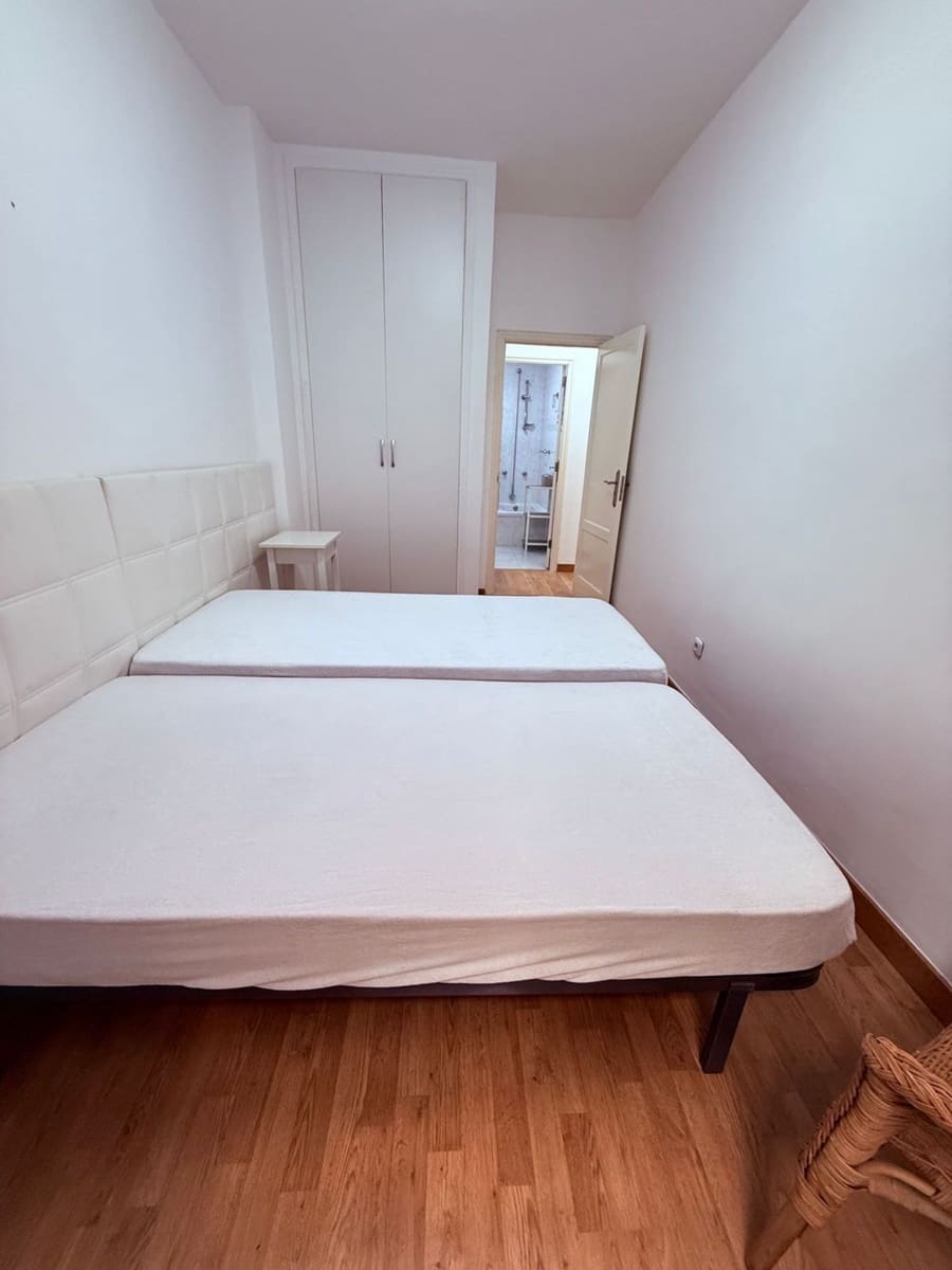 3 sovrum Lägenhet att hyra i Las Palmas de Gran Canaria med garage - 1 500 € (Ref: 9964620)