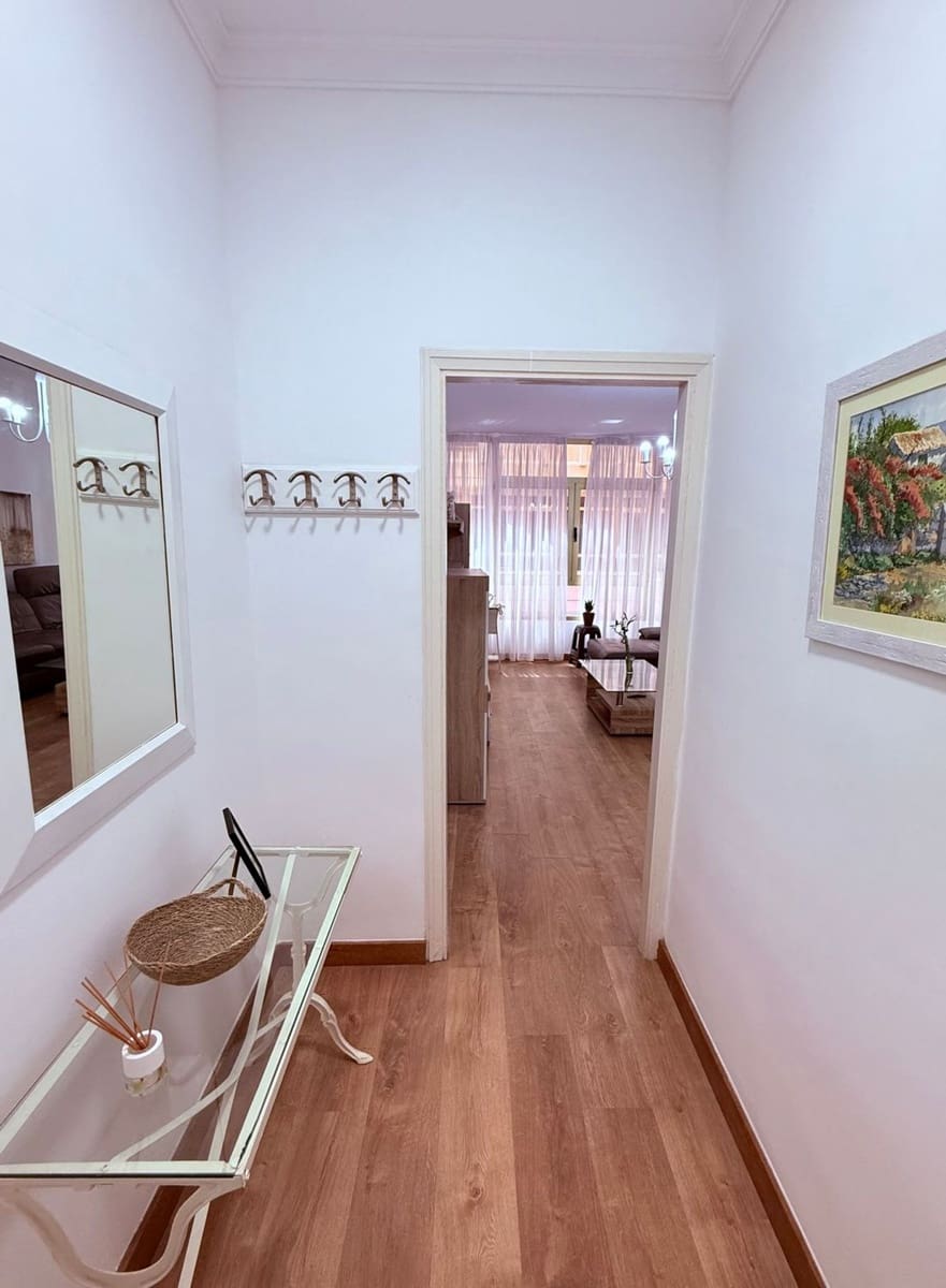 3 sovrum Lägenhet att hyra i Las Palmas de Gran Canaria med garage - 1 500 € (Ref: 9964620)