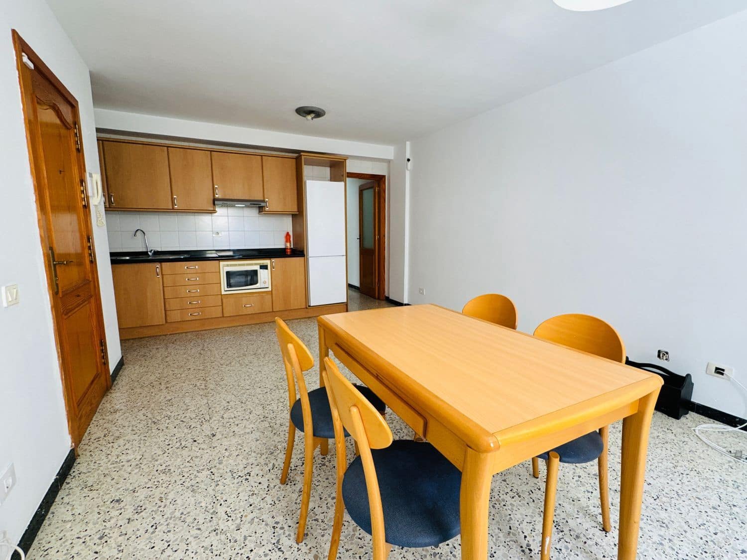 2 sypialnia Apartament do wynajęcia w Telde z garażem - 800 € (Ref: 9965999)